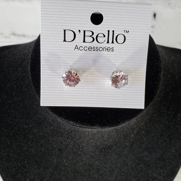 💜NWT D'Bello Faux Diamond Post Earrings - Picture 5 of 10